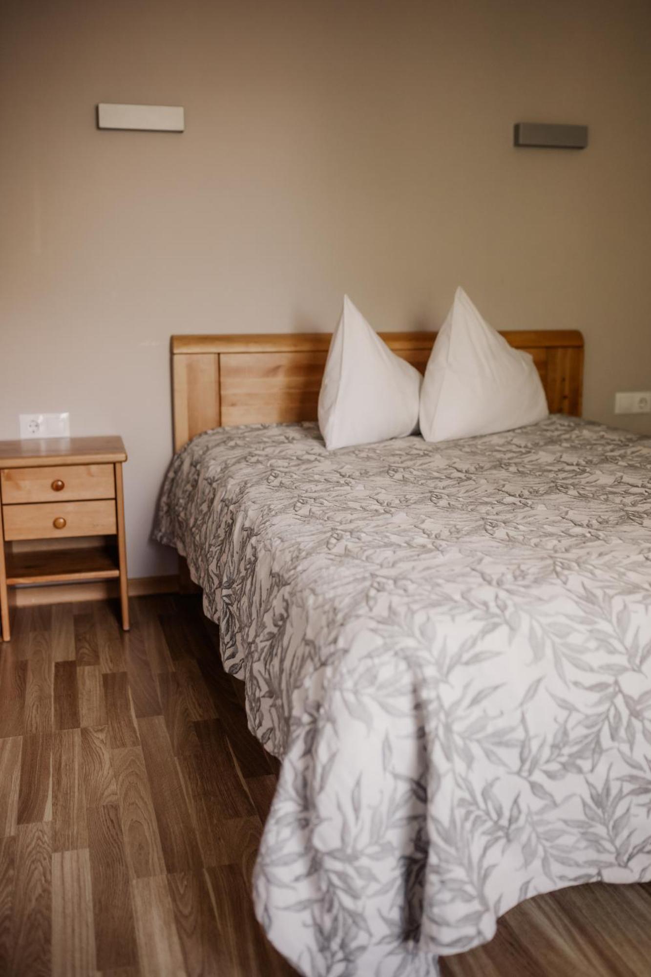 Saules Iela 2A Lejlighedshotel Saldus Eksteriør billede