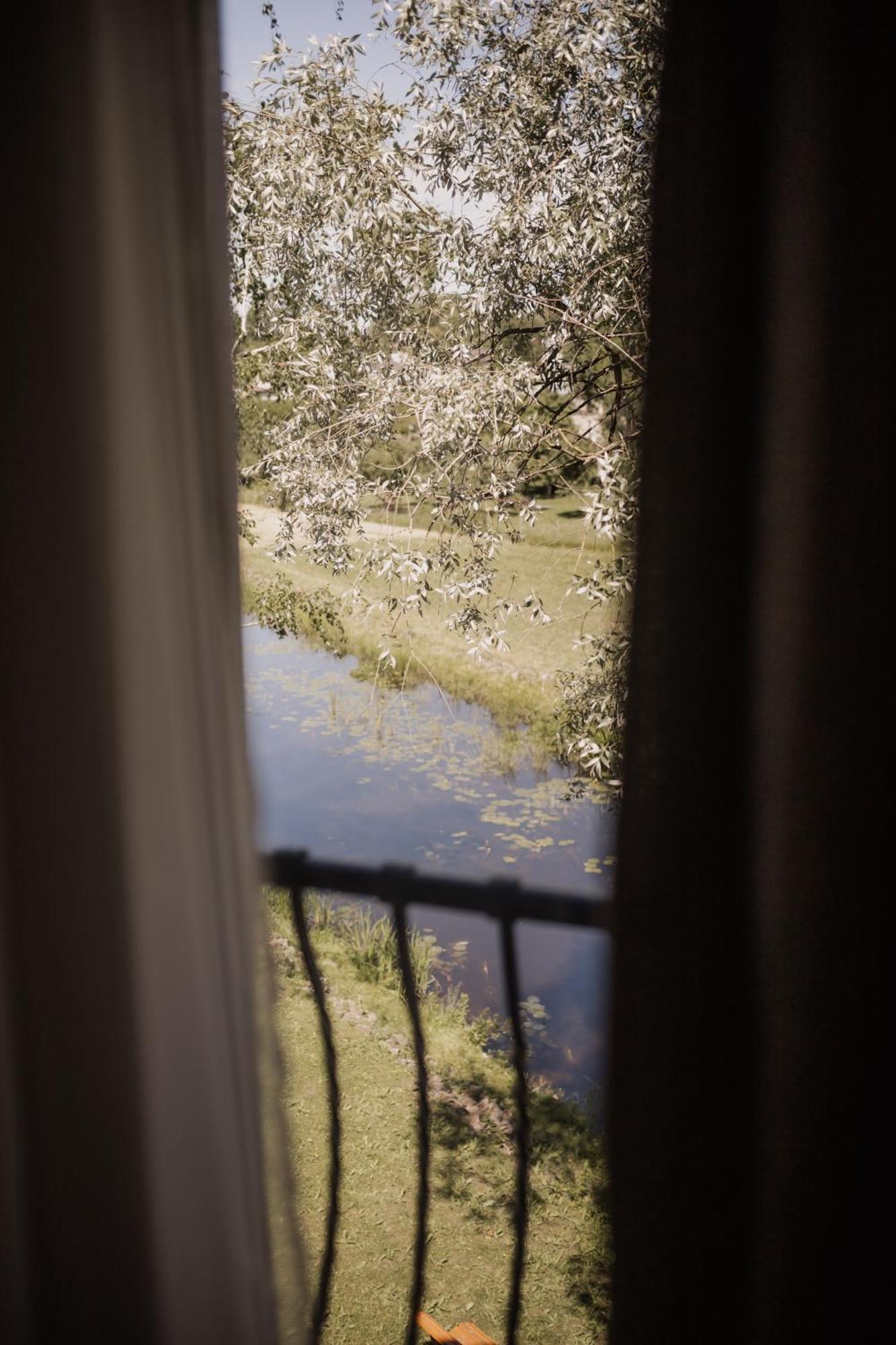 Saules Iela 2A Lejlighedshotel Saldus Værelse billede